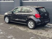 Gebraucht VW Polo Life 69 PS (50 kW) 2013 Schwarz Limousine