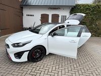 Gebraucht Kia ProCeed GT GT 204 PS (150 kW) 2022 Weiß Kleinwagen