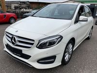 Gebraucht Mercedes B200 Style 136 PS (100 kW) 2018 Weiß Kleinwagen