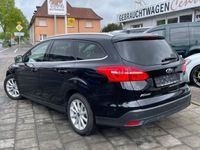 gebraucht Ford Focus Turnier Titanium Navi PDC MFL SHZ LED 1.Hd