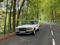 gebraucht Mercedes 200 W123