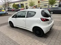 Gebraucht Mitsubishi Colt Inform 75 PS (55 kW) 2009 Weiß Kleinwagen
