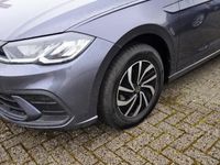 Gebraucht VW Polo Life 95 PS (69 kW) 2024 Grau Limousine