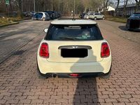 Occasion Mini One D Pepper 95 ch (69 kW) 2017 Blanc Citadine