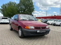 Gebraucht Opel Astra 60 PS (44 kW) 1992 Rot Kleinwagen