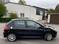 Gebraucht Peugeot 206 60 PS (44 kW) 2011 Limousine