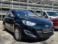 Gebraucht Hyundai i20 Edition 86 PS (63 kW) 2013 Schwarz Limousine