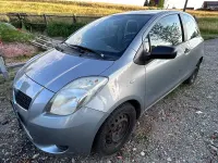 Gebraucht Toyota Yaris 55 PS (40 kW) 2008 Grau Kleinwagen