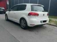 Gebraucht VW Golf 122 PS (89 kW) 2009 Weiß Coupé