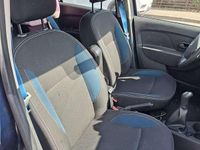 Gebraucht Dacia Logan MCV Celebration 73 PS (53 kW) 2015 Blau Kombi