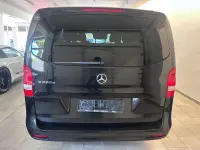 Gebraucht Mercedes V220 163 PS (119 kW) 2021 Schwarz Van / Kleinbus