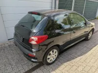 Gebraucht Peugeot 206+ 75 PS (55 kW) 2010 Schwarz Kleinwagen