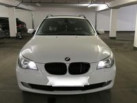 Gebraucht BMW 523 M Sport 190 PS (139 kW) 2009 Weiß Kombi