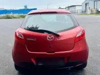 Gebraucht Mazda 2 75 PS (55 kW) 2008 Rot Kleinwagen