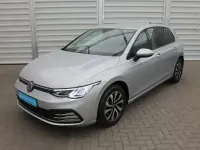 Gebraucht VW Golf VIII Active 131 PS (96 kW) 2022 Silber Limousine