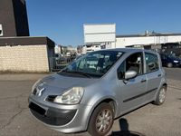 Gebraucht Renault Modus 75 PS (55 kW) 2009 Silber Van / Kleinbus