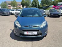 Gebraucht Ford Fiesta Titanium 82 PS (60 kW) 2010 Blau Limousine