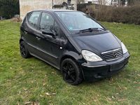 Gebraucht Mercedes 190 90 PS (66 kW) 2000 Schwarz