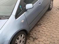 Gebraucht Ford Focus 100 PS (73 kW) 2006 Blau Kleinwagen