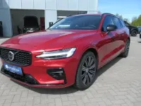 Gebraucht Volvo V60 Plus 197 PS (144 kW) 2025 Rot Kombi