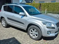 Gebraucht Toyota RAV4 150 PS (110 kW) 2011 Silber SUV