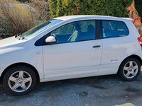 Usata VW Fox Style 60 CV (44 kW) 2011 Bianco Utilitaria