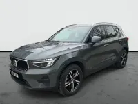 Gebraucht Volvo XC40 163 PS (119 kW) 2025 Forest lake / metallic SUV