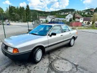 Używany Audi 80 90 KM (66 kW) 1987 Srebrny Sedan/Limuzyna