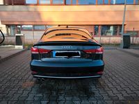 Gebraucht Audi A3 150 PS (110 kW) 2018 Schwarz Limousine