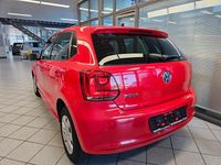 Gebraucht VW Polo 75 PS (55 kW) 2013 Rot (metallic) Kleinwagen