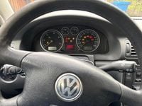 Second-hand VW Passat 131 CP (96 kW) 2004 Albastru Break