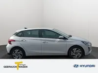 Gebraucht Hyundai i20 Comfort 101 PS (74 kW) 2025 Grau Limousine