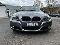 Gebraucht BMW 320 Sport Line 184 PS (135 kW) 2012 Grau Limousine