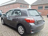 Gebraucht Toyota Auris Edition 99 PS (72 kW) 2011 Grau Kleinwagen