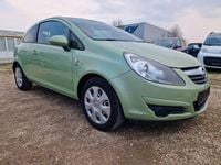 Gebraucht Opel Corsa Edition 87 PS (63 kW) 2011 Grün Kleinwagen