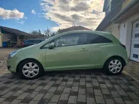 Gebraucht Opel Corsa Edition 87 PS (63 kW) 2010 Grün Kleinwagen