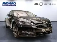 Gebraucht Skoda Superb Style 150 PS (110 kW) 2023 Schwarz Kombi