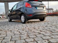 Gebraucht Ford Fiesta 82 PS (60 kW) 2009 Grau Kleinwagen