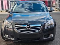 Gebraucht Opel Insignia 136 PS (100 kW) 2012 Grau Limousine