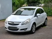 Gebraucht Opel Corsa 87 PS (63 kW) 2010 Weiß Kleinwagen