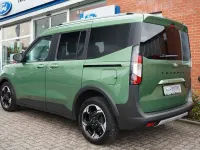 Gebraucht Ford Tourneo Courier Active 125 PS (91 kW) 2025 Bursting green Van / Kleinbus