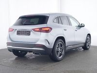 Gebraucht Mercedes GLA180 Advanced 136 PS (100 kW) 2025 Silber SUV