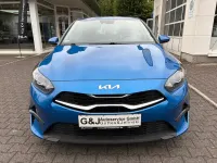 Gebraucht Kia Ceed Vision 160 PS (117 kW) 2022 Blau Kleinwagen