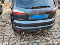 Gebraucht Ford S-MAX Titanium 146 PS (107 kW) 2009 Grau Van / Kleinbus
