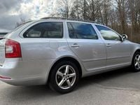 Gebraucht Skoda Octavia 122 PS (89 kW) 2009 Silber Limousine