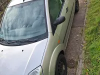 Gebraucht Ford Fiesta 80 PS (58 kW) 2002 Silber Kleinwagen