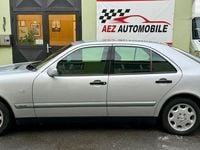 Gebraucht Mercedes E230 150 PS (110 kW) 1996 Silber Limousine