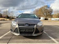 Gebraucht Ford Focus 116 PS (85 kW) 2011 Braun Limousine