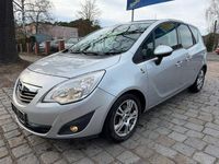 Gebraucht Opel Meriva 120 PS (88 kW) 2012 Silber Van / Kleinbus