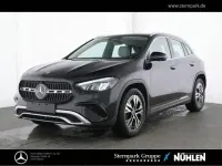 Gebraucht Mercedes GLA180 136 PS (100 kW) 2025 Schwarz SUV